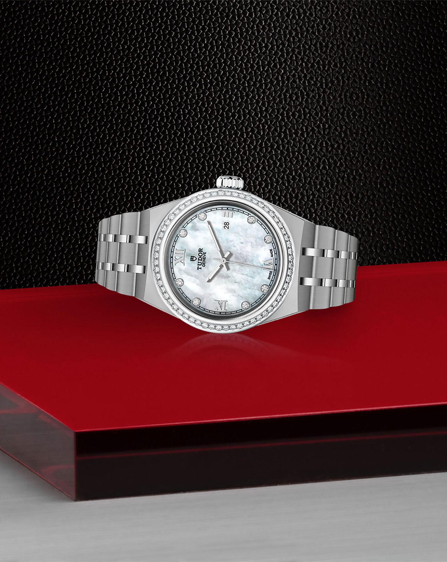 TUDOR Royal 28mm, Steel Case, Diamond-Set Dial, Steel Bracelet